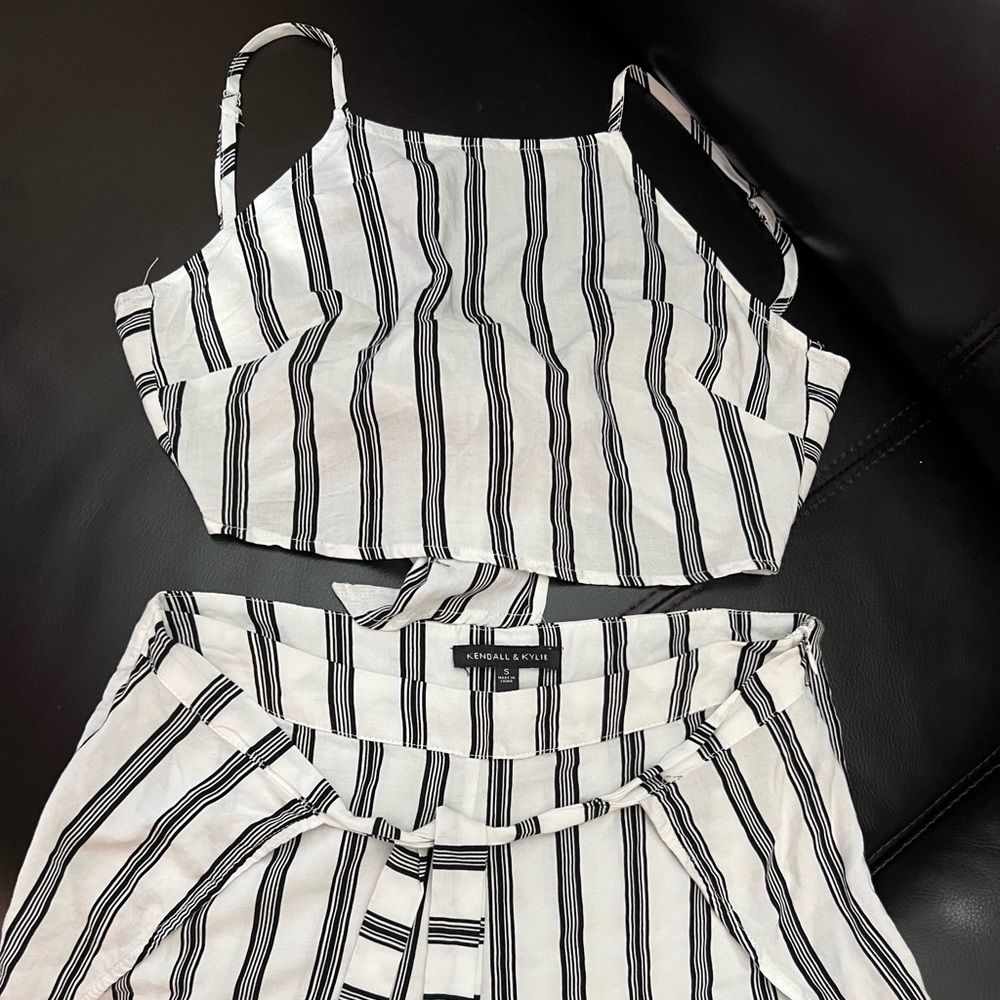 Two piece short set